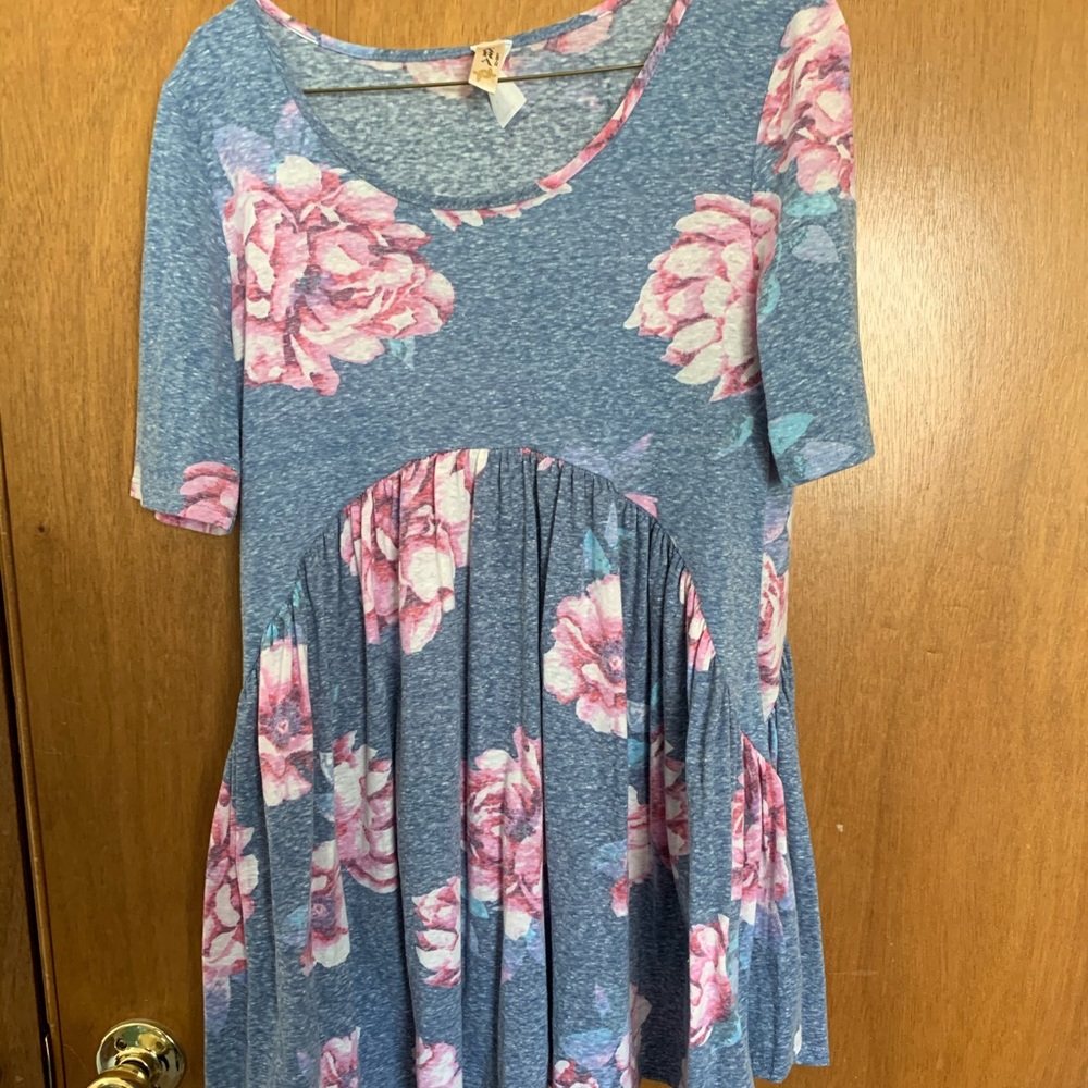 Blue floral peplum top